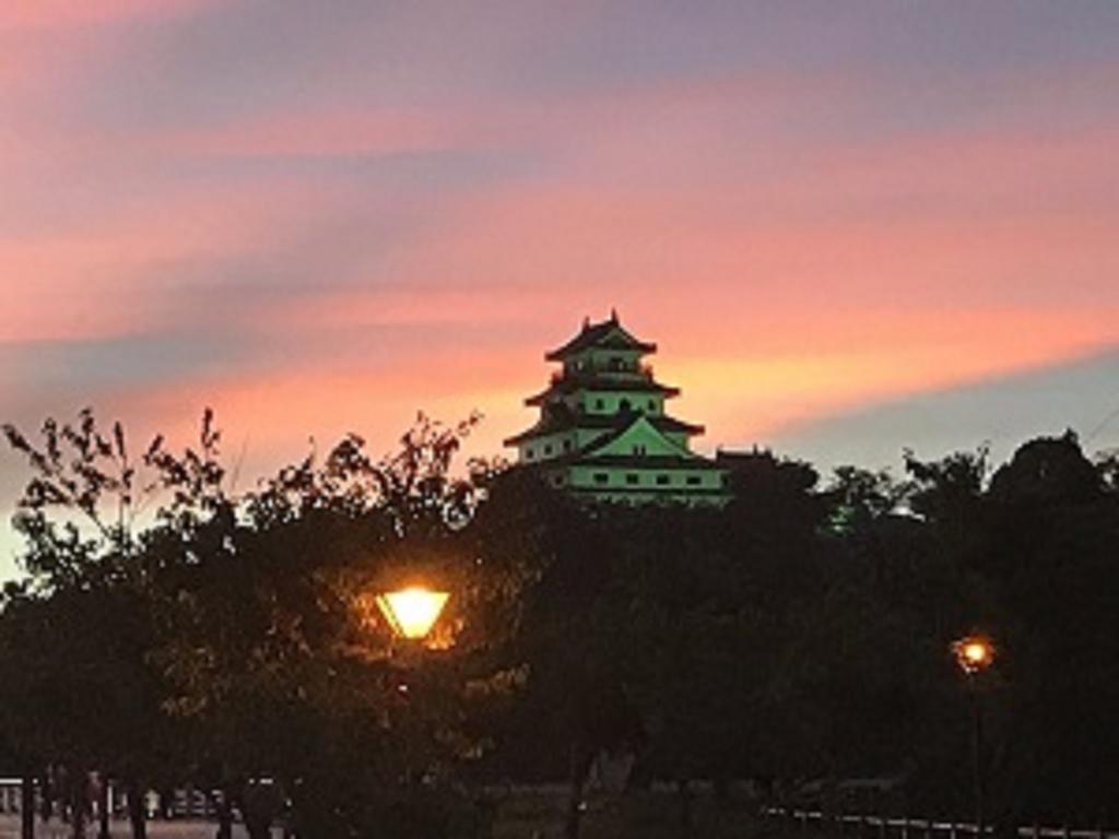 Riverside Hotel Karatsu Castle Exterior photo