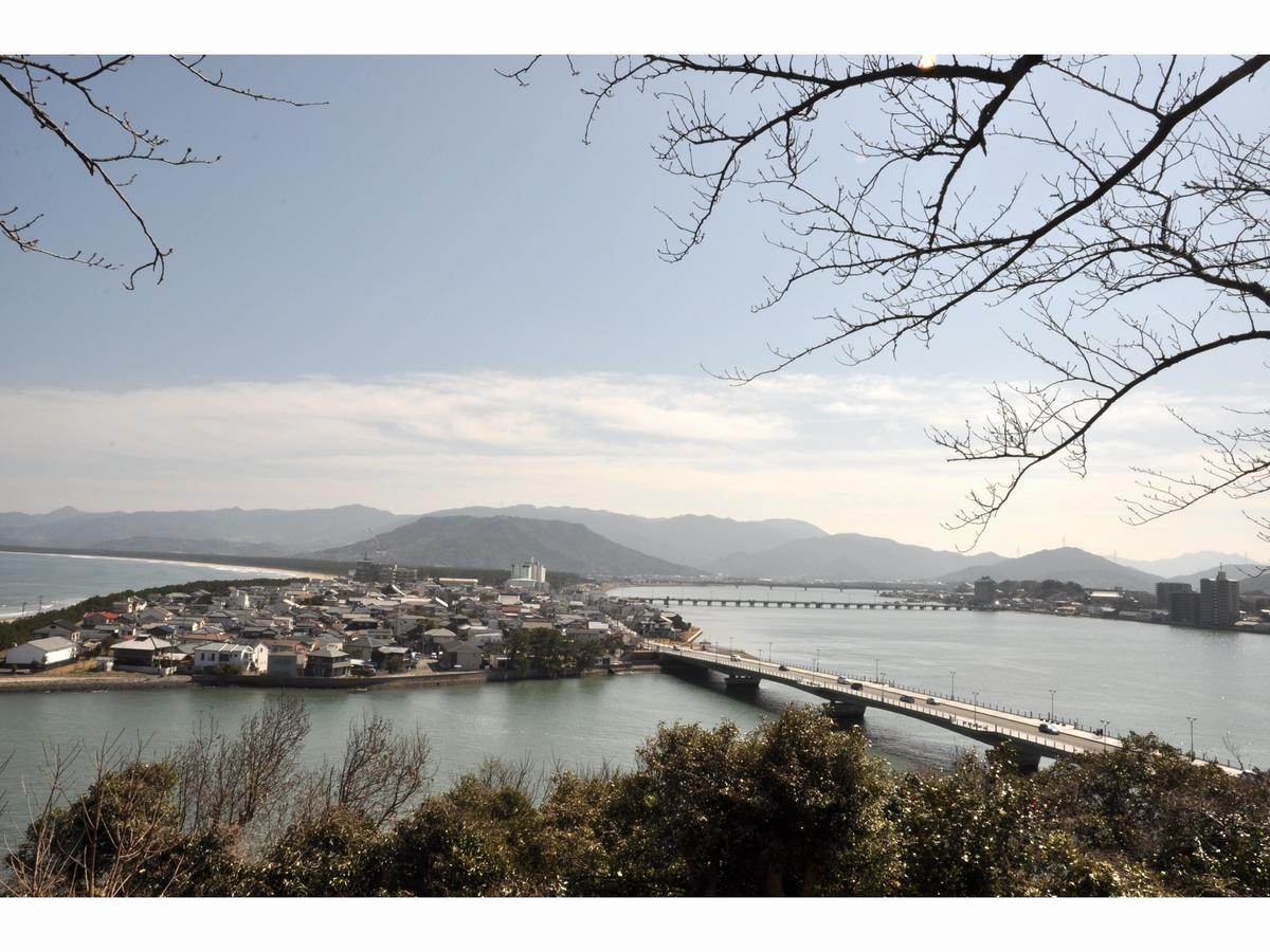 Riverside Hotel Karatsu Castle Exterior photo